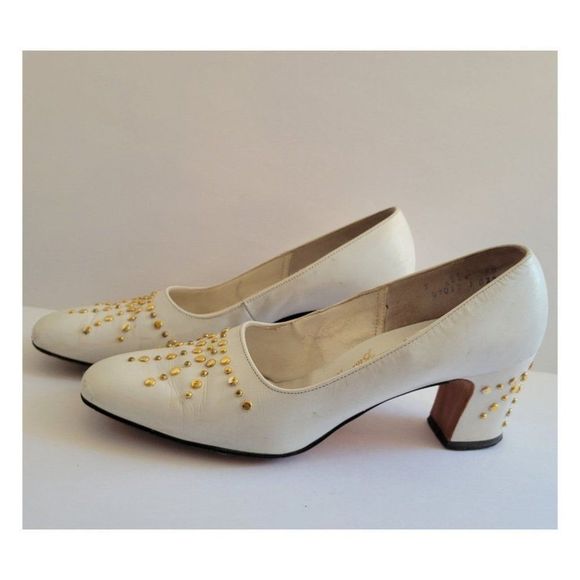 Johnsen's Shoes - Vintage 1960's Gold Studded White Leather Pumps.